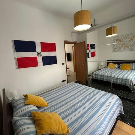 Appartamento Confortevole Генуя Екстер'єр фото