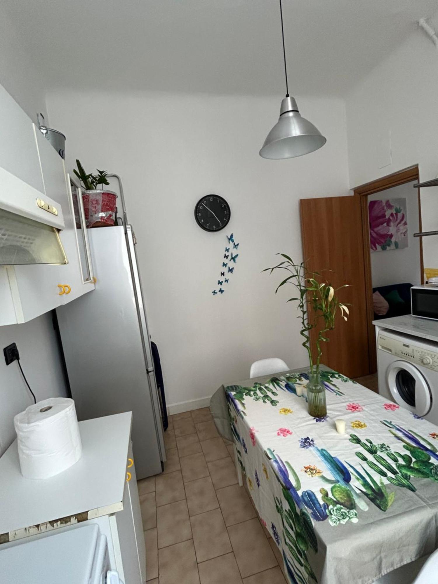 Appartamento Confortevole Генуя Екстер'єр фото